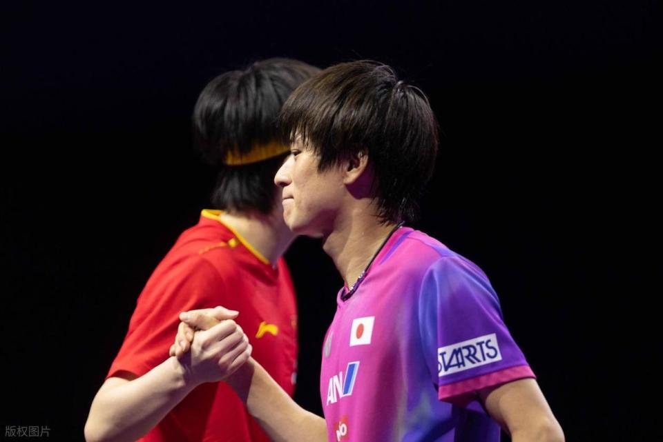 给年轻球员, om 给年轻球员, om