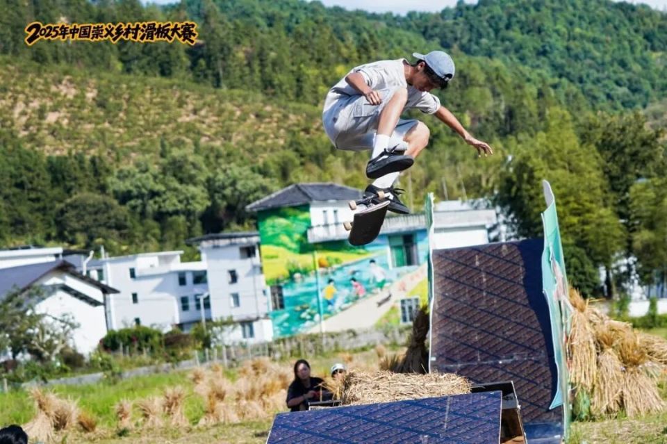 滑板是一项, https, ZWgmY