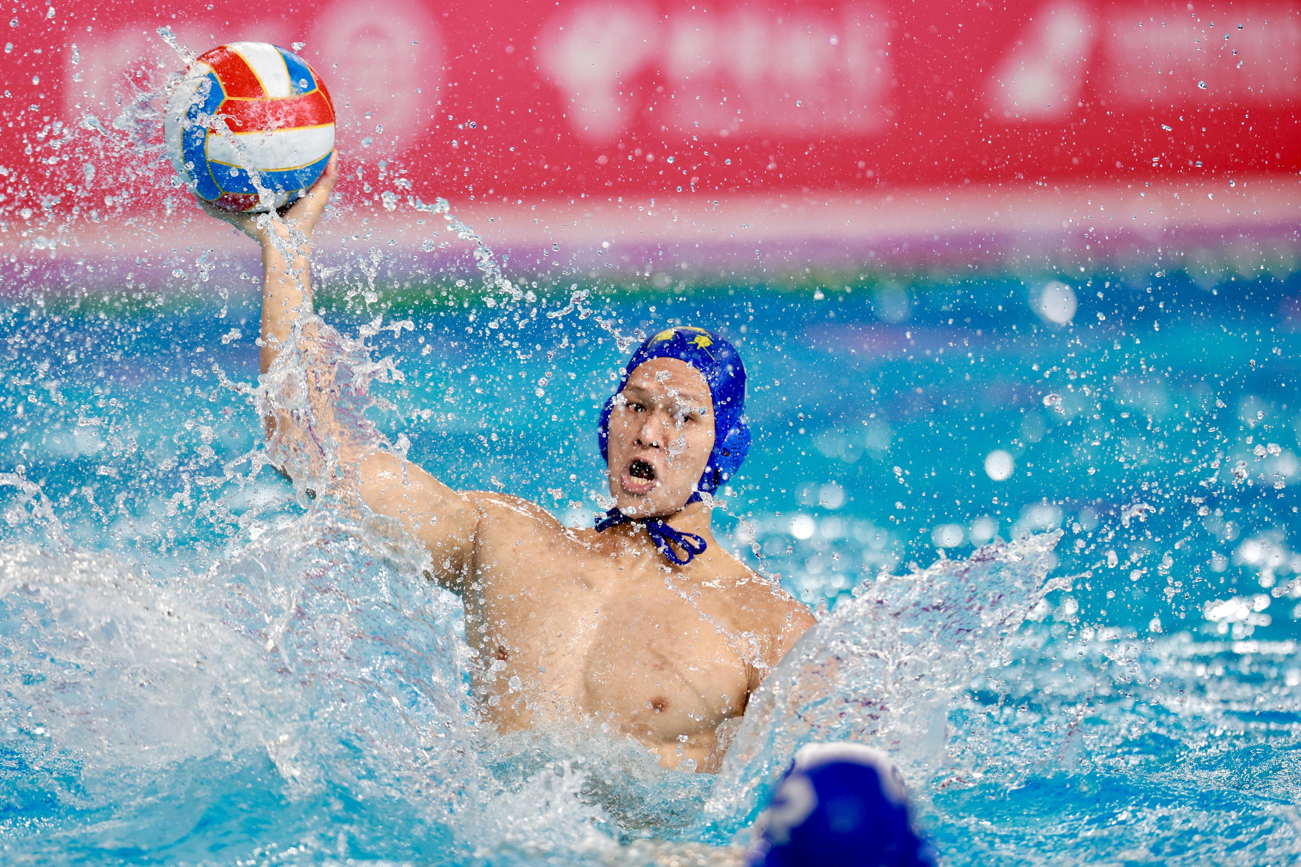 中心游泳跳, 该场馆以系