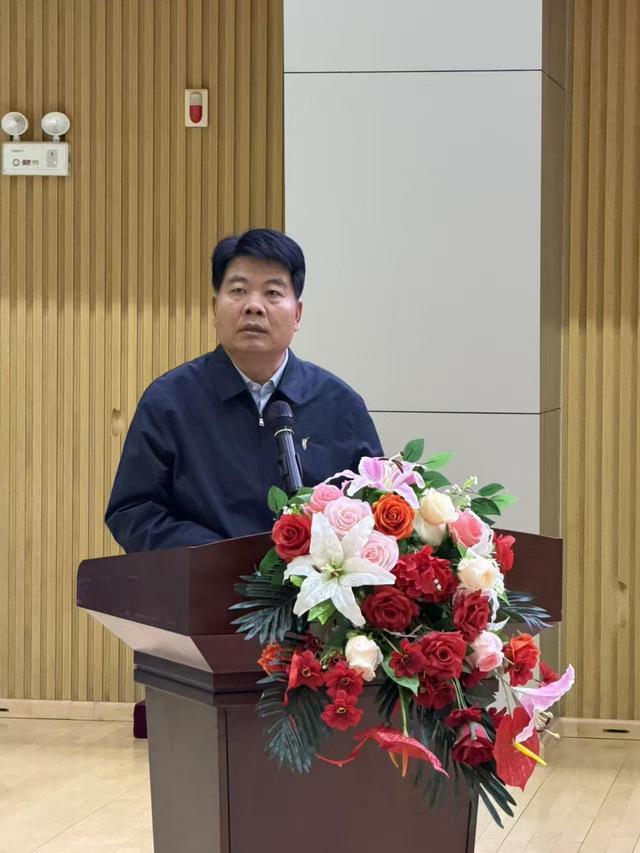 以赛育人, 加精彩纷呈, 巅峰对决呈 以赛育人, 加精彩纷呈, 巅峰对决呈