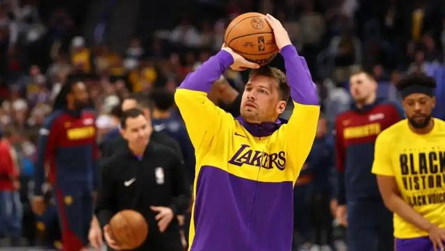 东契奇总是, jpg 东契奇总是, jpg